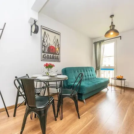شقة Hello Apartment Gdansk Apartament Dark Brzezno غدانسك